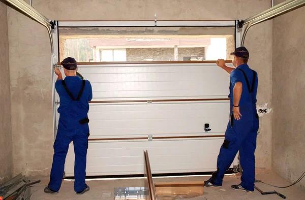 Garage Door Installation for New Homes vs Replacements