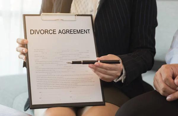 Experienced Attorneys Offering Family Law Services in Florida