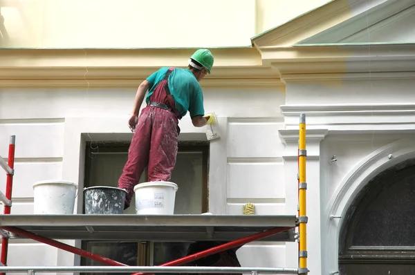 Essential Steps for Achieving a Durable Exterior Paint Finish